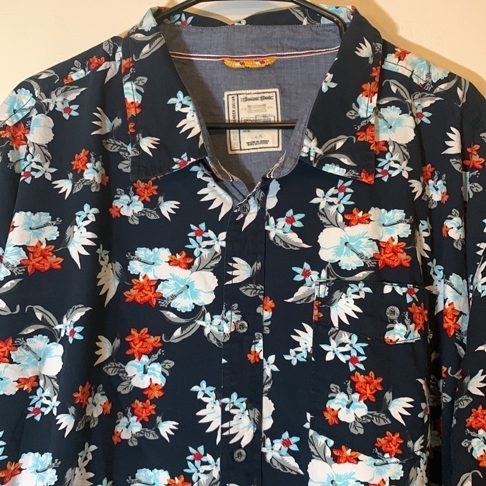 COLOURS Alexander Julian Cotton Hawaiian Shirt - Picture 2 of 9
